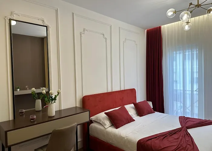 Delux 103 * Тирана